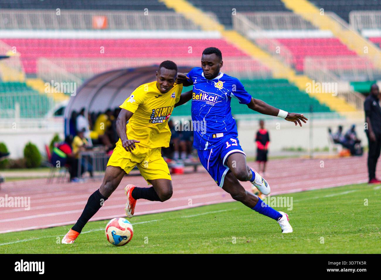 Nyayo National Stadium Nairobi, Kenya - novembre 26 2025 Bidco United 2 Police FC 3 Sportpesa Premier League FKF Football Soccer Game Men Foto Stock