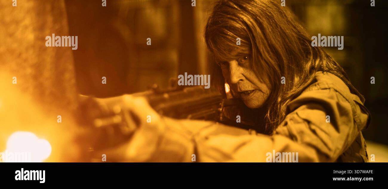 LINDA HAMILTON in OSIRIS (2025), diretto da WILLIAM KAUFMAN. Crediti: Denton Film / Roosevelt Film Lab / album Foto Stock