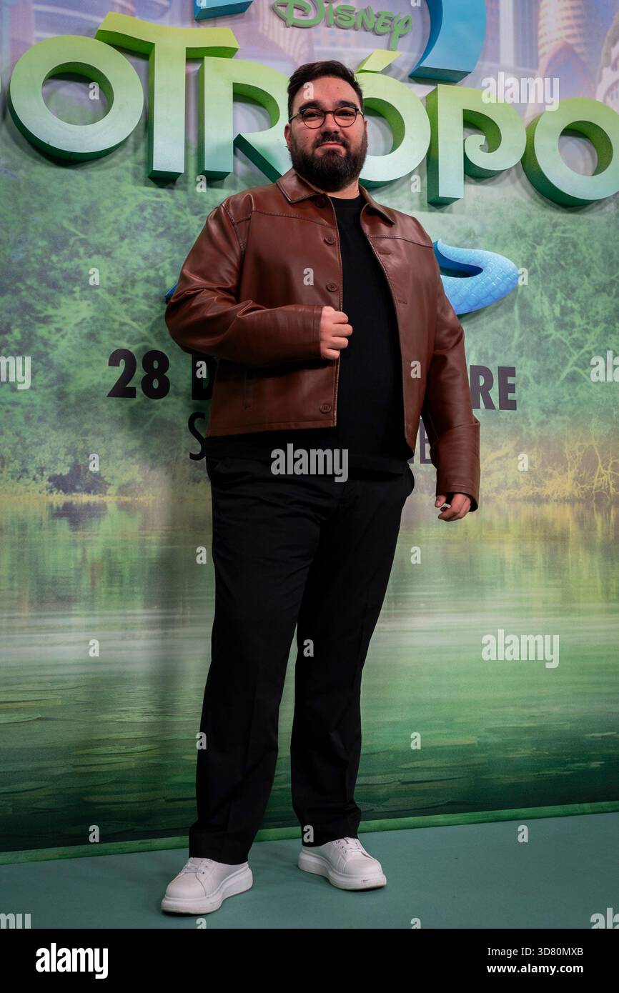 Benja Sierra partecipa alla prima "Zootropolis 2" al Cines Yelmo Luchana il 25 novembre 2025 a Madrid, Spagna. (Crediti: Miguel Escavias/Alfa Images/Alamy Live News) Foto Stock