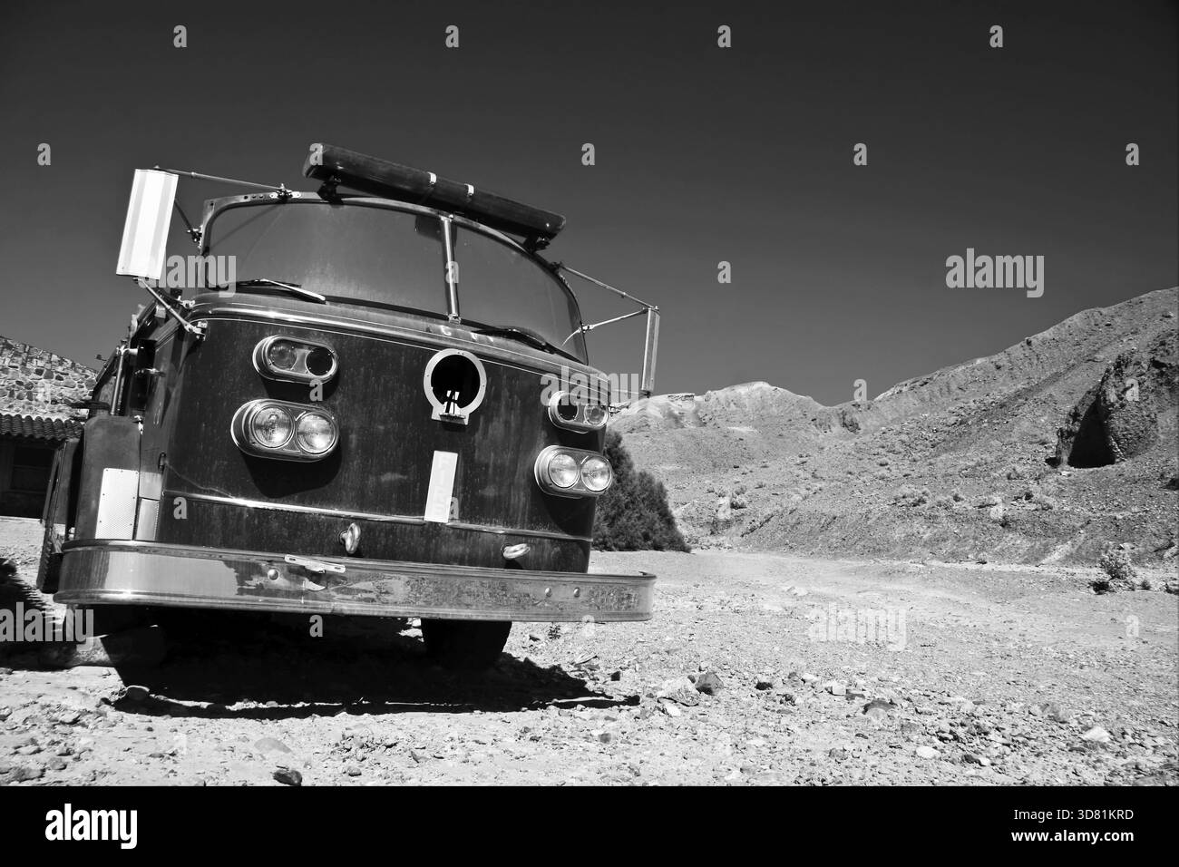 Vintage Fire Engine in bianco e nero. Valle della morte. California. STATI UNITI Foto Stock