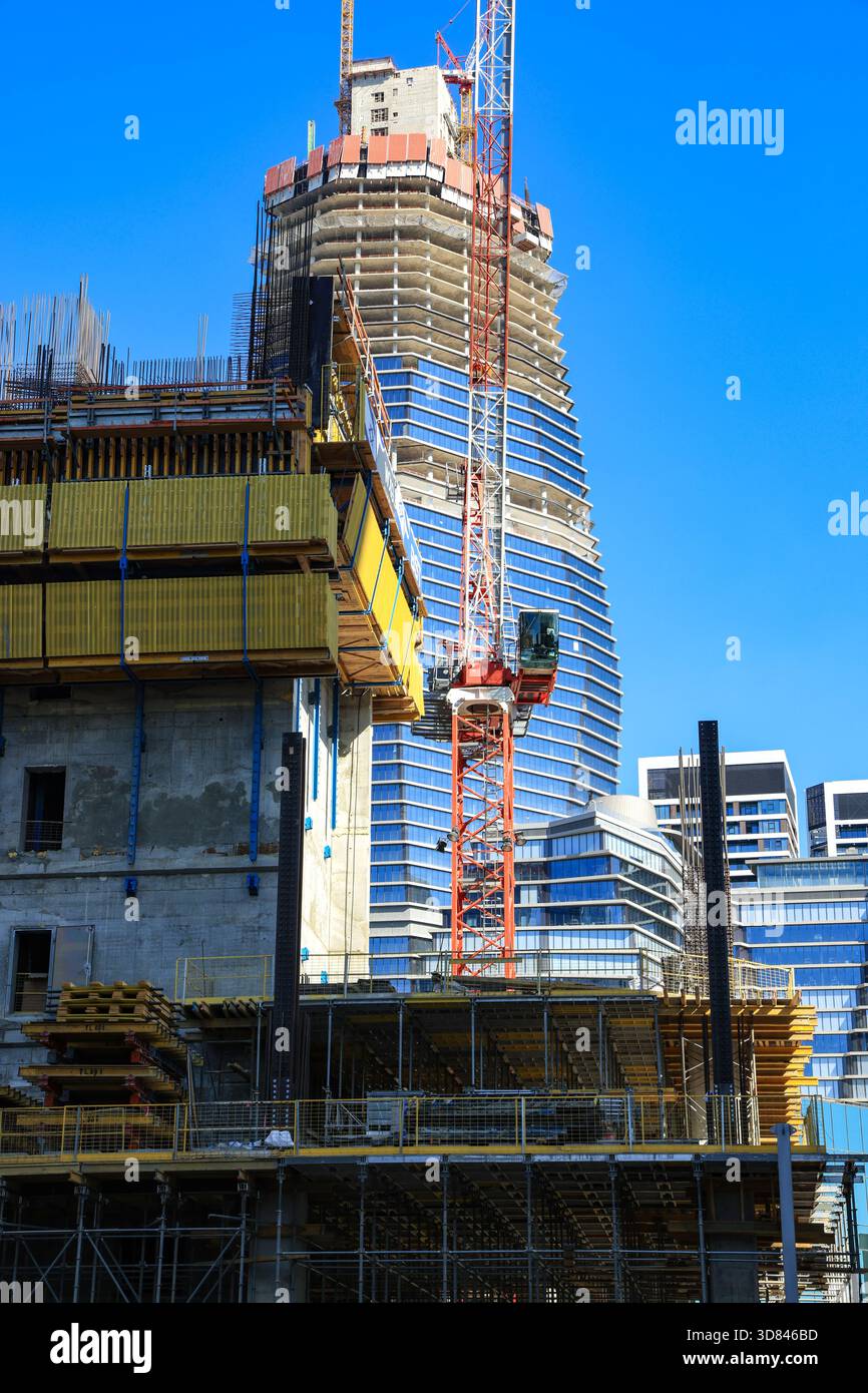 Costruzione di alti edifici a Tel Aviv. Israele. Foto di alta qualità Foto Stock