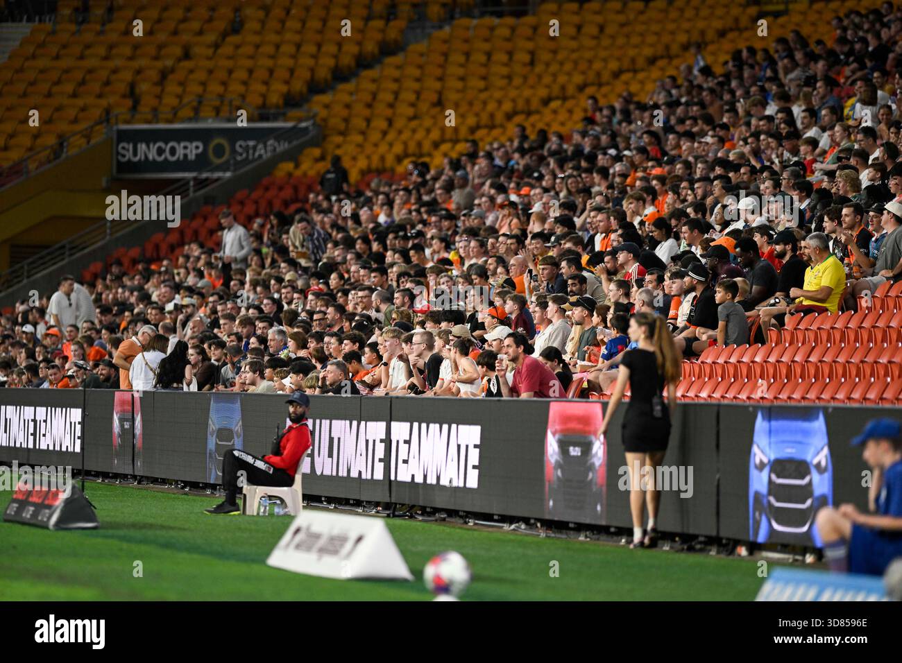 28 novembre 2025; Suncorp Stadium, Brisbane, Queensland, Australia: A League Football, Brisbane Roar contro Melbourne Victory; tifosi di Brisbane Foto Stock