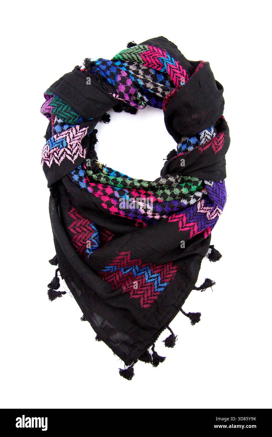 Colorata sciarpa araba isolata su sfondo bianco Foto Stock