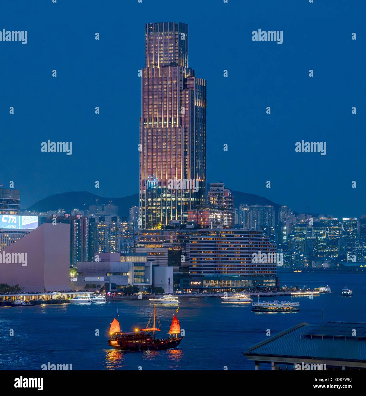 L'hotel Rosewood Hong Kong è stato nominato miglior hotel del mondo dall'edizione 2025 della prestigiosa lista World's 50 Best Hotels. Hong Kong, Cina. Foto Stock