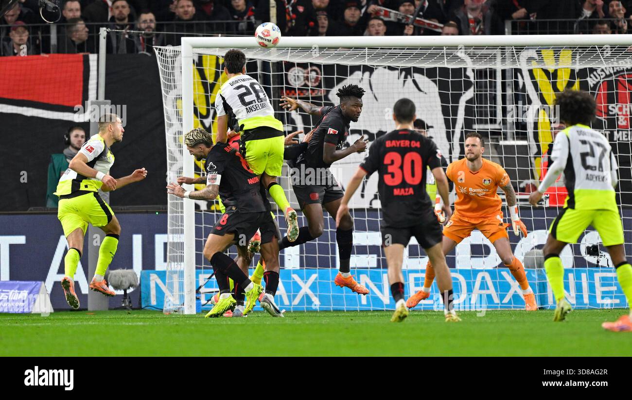 0:1 goal, contro Waldemar Anton, Robert Andrich, marcatore Aaron Anselmino (Dortmund), Edmond Tapsoba Leverkusen, 29 novembre 2025, calcio, Bundesliga, Bayer 04 Leverkusen - Borussia Dortmund Foto Stock