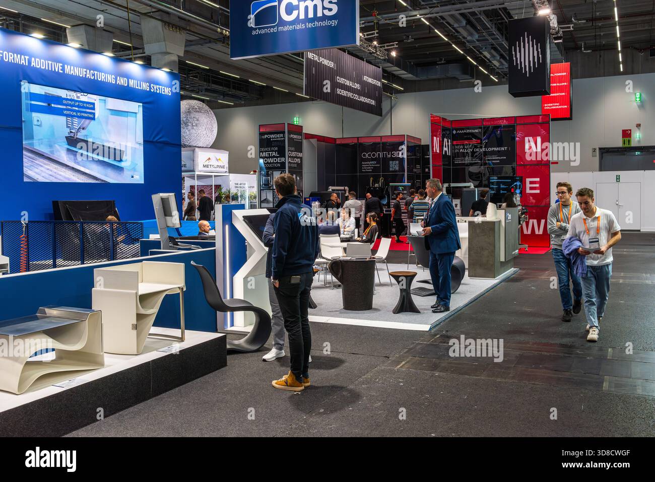 Persone sconosciute alla fiera 3D di Francoforte, Germania Foto Stock