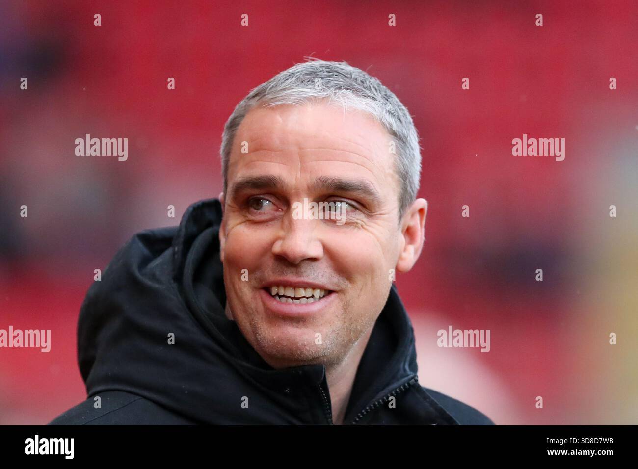 AESSEAL New York Stadium, Rotherham, Inghilterra - 29 novembre 2025 Michael Duff Head Coach dei Wycombe Wanderers - prima della partita Rotherham United contro Wycombe Wanderers, Sky Bet League One, 2025/26, AESSEAL New York Stadium, Rotherham, Inghilterra - 29 novembre 2025 crediti: Mathew Marsden/WhiteRosePhotos/Alamy Live News Foto Stock