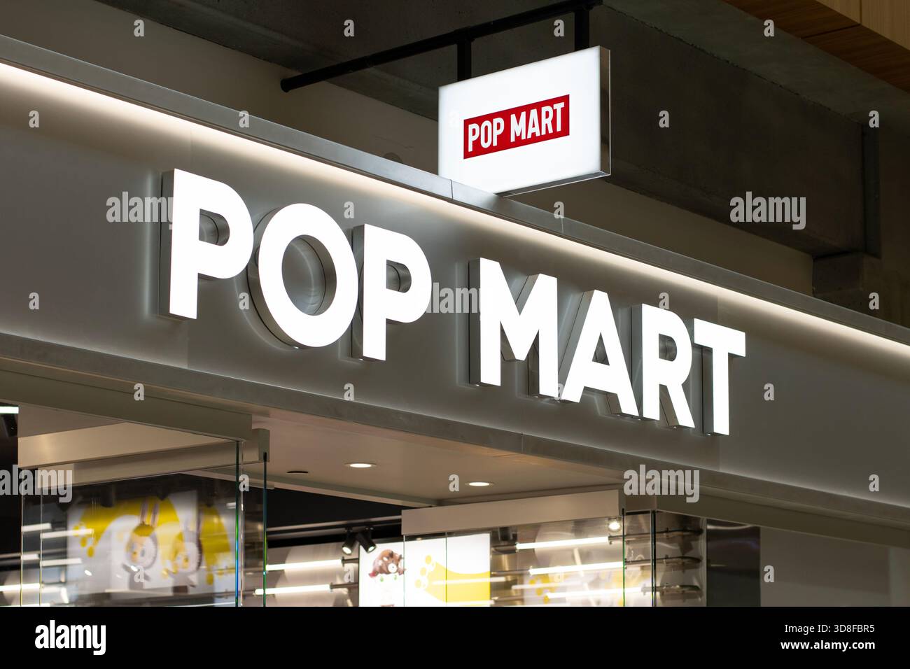 Un negozio POP MART al centro commerciale Bellevue Square di Seattle, Washington. Foto Stock
