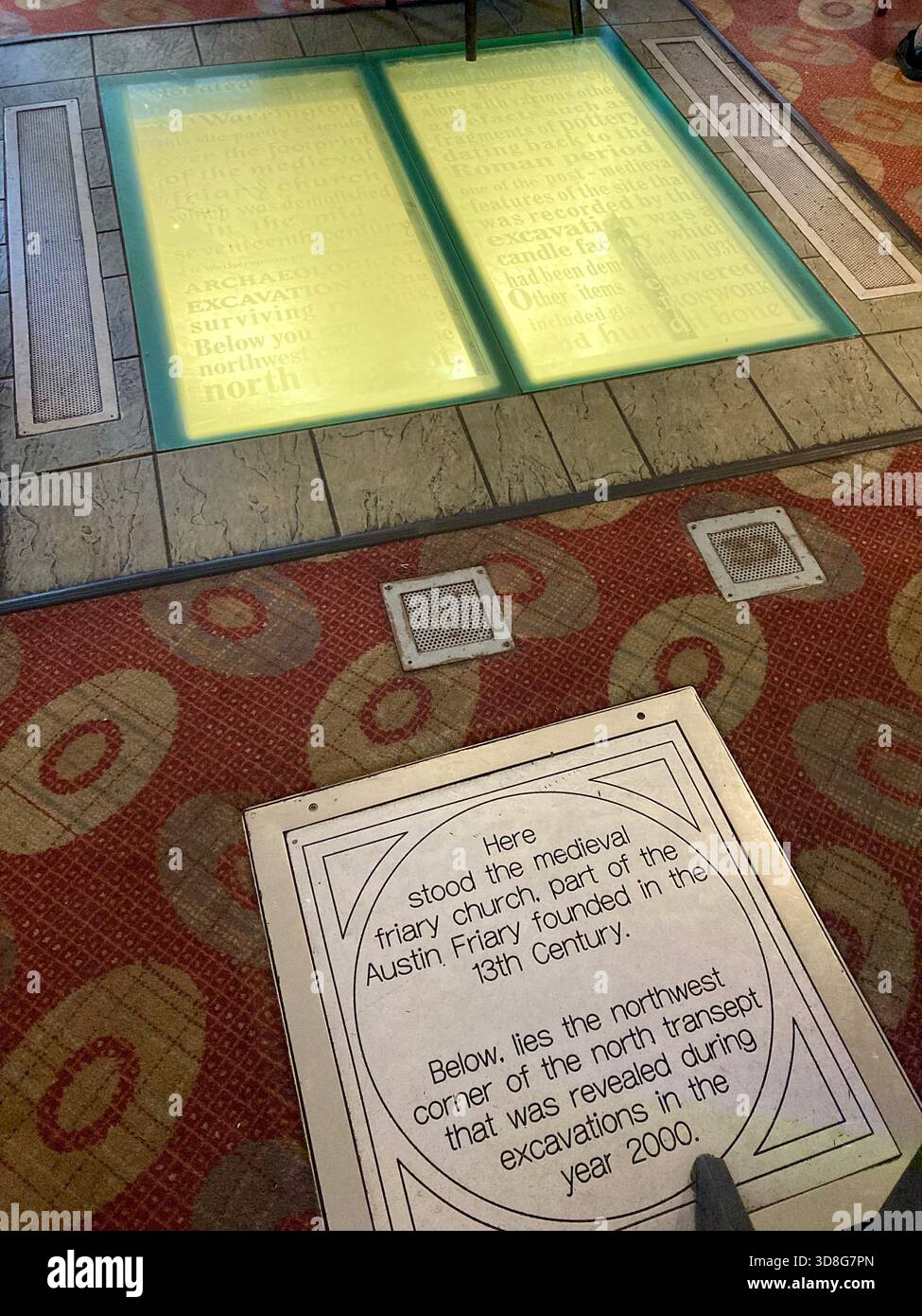 il pub sorge sul sito del convento agostiniano del XIII secolo, ora conserva porzioni del convento di Austin all'interno Foto Stock