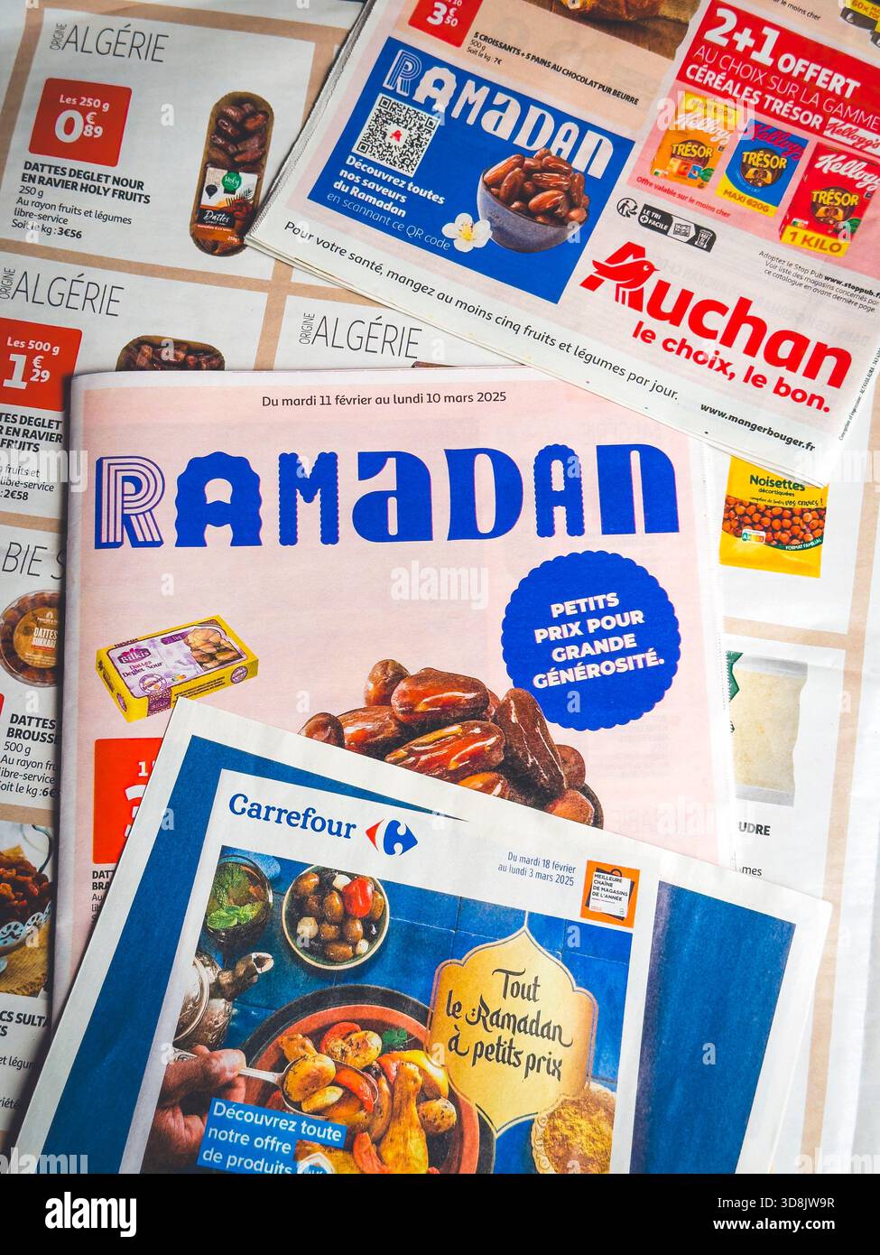 Volantino del supermercato per Ramadan 2025 Foto Stock