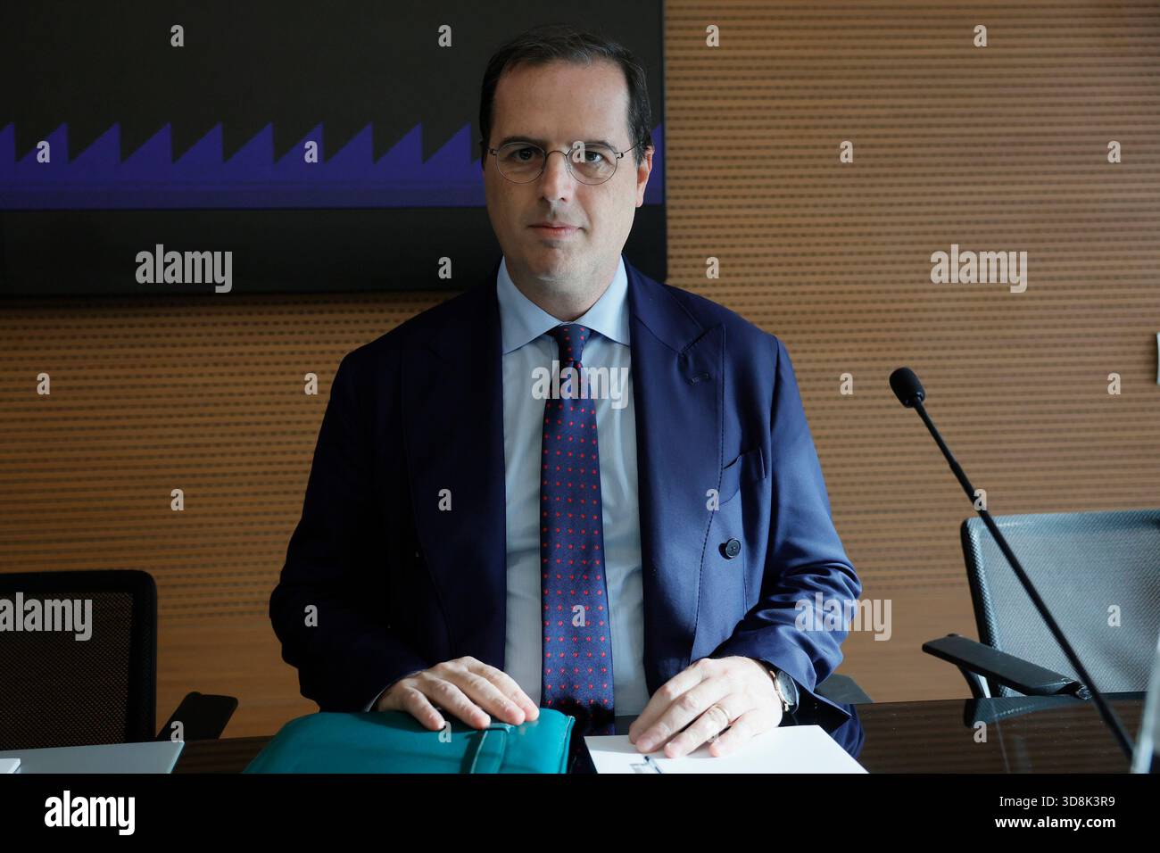 Roma, Italia. 1 dicembre 2025. Alessandro D'Agnino, assessore all'economia della regione Sicilia alla conferenza nella sede dell'associazione Civita sul rapporto Draghi 2024, innovazione e cultura opportunità dei fondi europei - Roma-Italia -Lunedì 01 dicembre 2025 - politica - (foto di Cecilia Fabiano/ credito: LaPresse/Alamy Live News Foto Stock