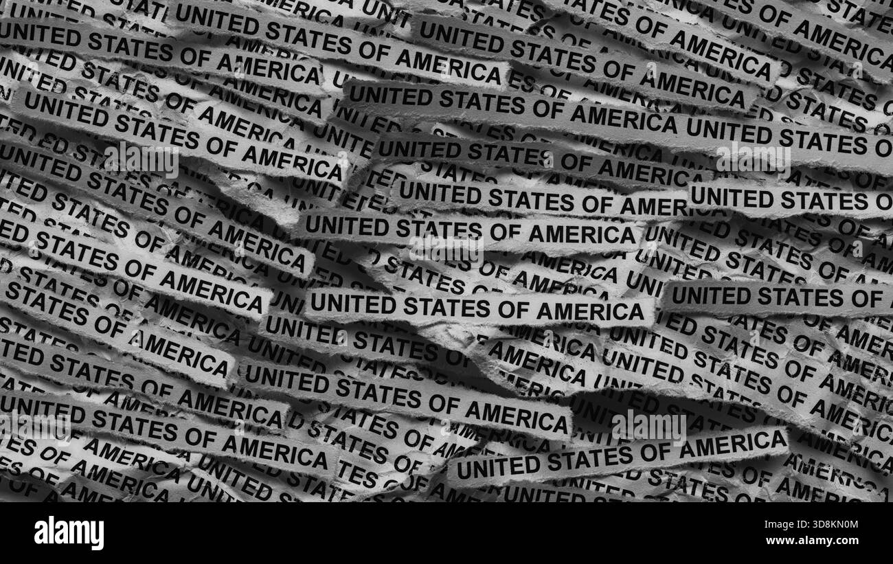 Strisce di giornali con le parole "Stati Uniti d'America". Bianco e nero. Primo piano. Foto Stock