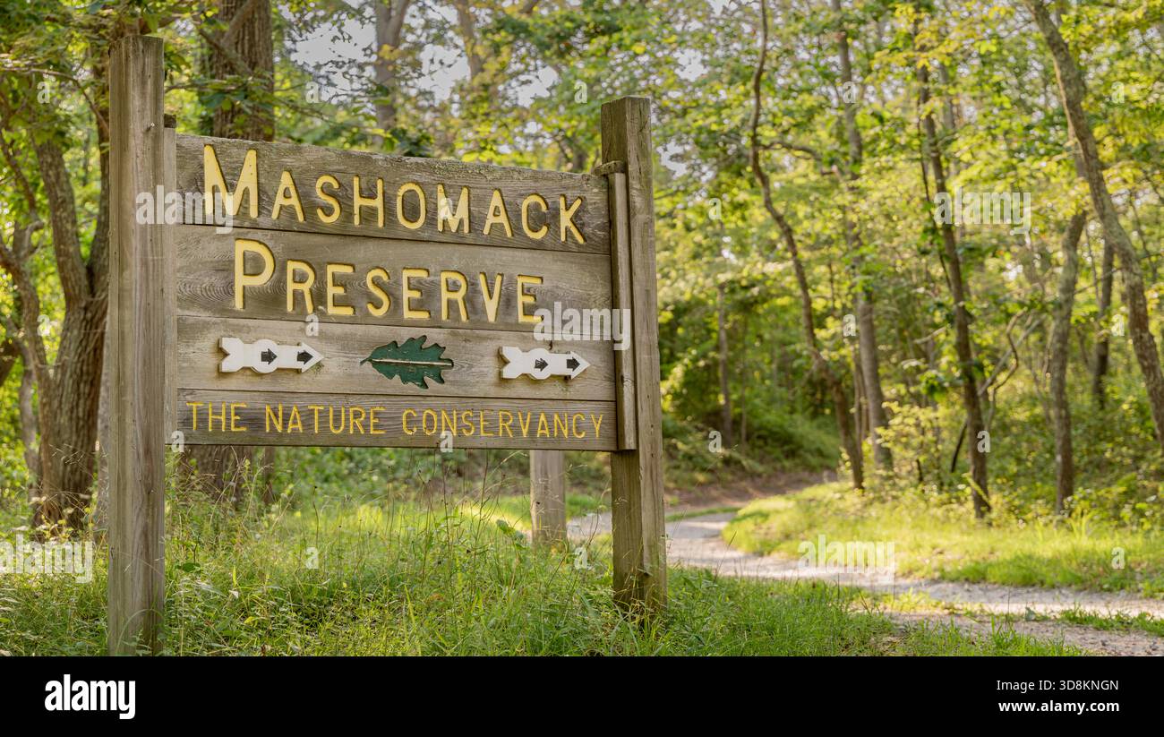 cartello di legno per il parco della riserva di mashomack Foto Stock