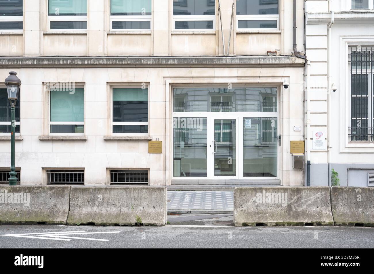 Vista esterna del Centro di coordinamento e crisi del governo federale belga, parte del servizio pubblico federale interno. Questo corpo controlla Foto Stock