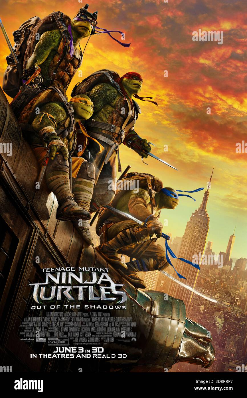 Teenage Mutant Ninja Turtles: Out of the Shadows (2016) diretto da Dave Green e interpretato da Megan Fox, Stephen Amell e Will Arnett. Le tartarughe si alleano con nuovi alleati per sconfiggere Shredder, Baxter Stockman, Bebop, Rocksteady e il malvagio alieno Krang per salvare il mondo. USA SOLO PER USO EDITORIALE DI un foglio di poster. Credito: Immagini BFA/Paramount Foto Stock