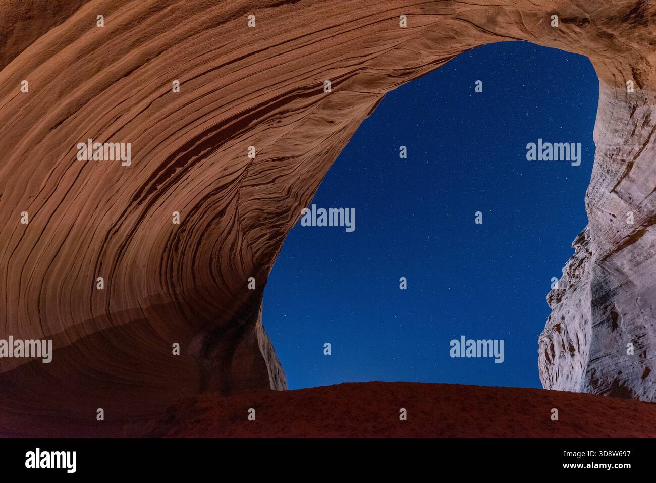 Stelle attraverso Shell Cave, Page, Arizona Foto Stock