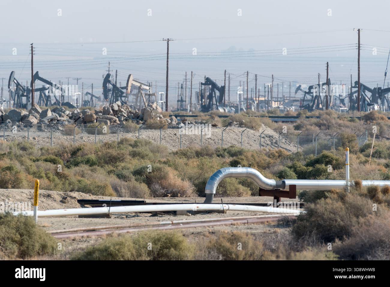 Midway-Sunset Oil Field nella contea di Kern, California, Stati Uniti. Foto Stock