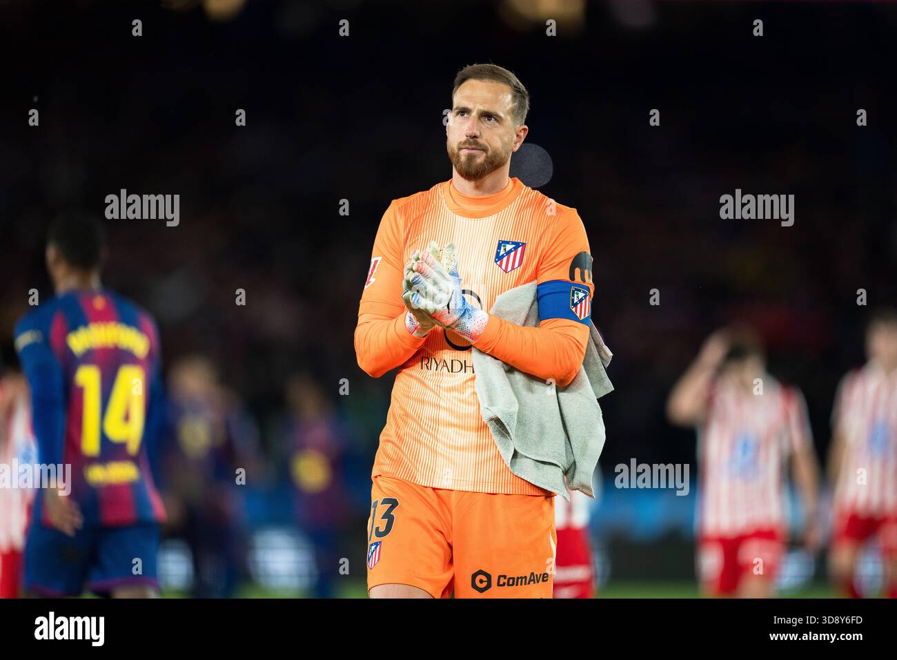 Jan Oblak (13) portiere dell'Atletico de Madrid durante la partita LaLiga EA Sports tra FC Barcelona e Atletico de Madrid a Spotify Camp Nou, Barcellona, Spagna, il 3 dicembre 2025. Foto Stock