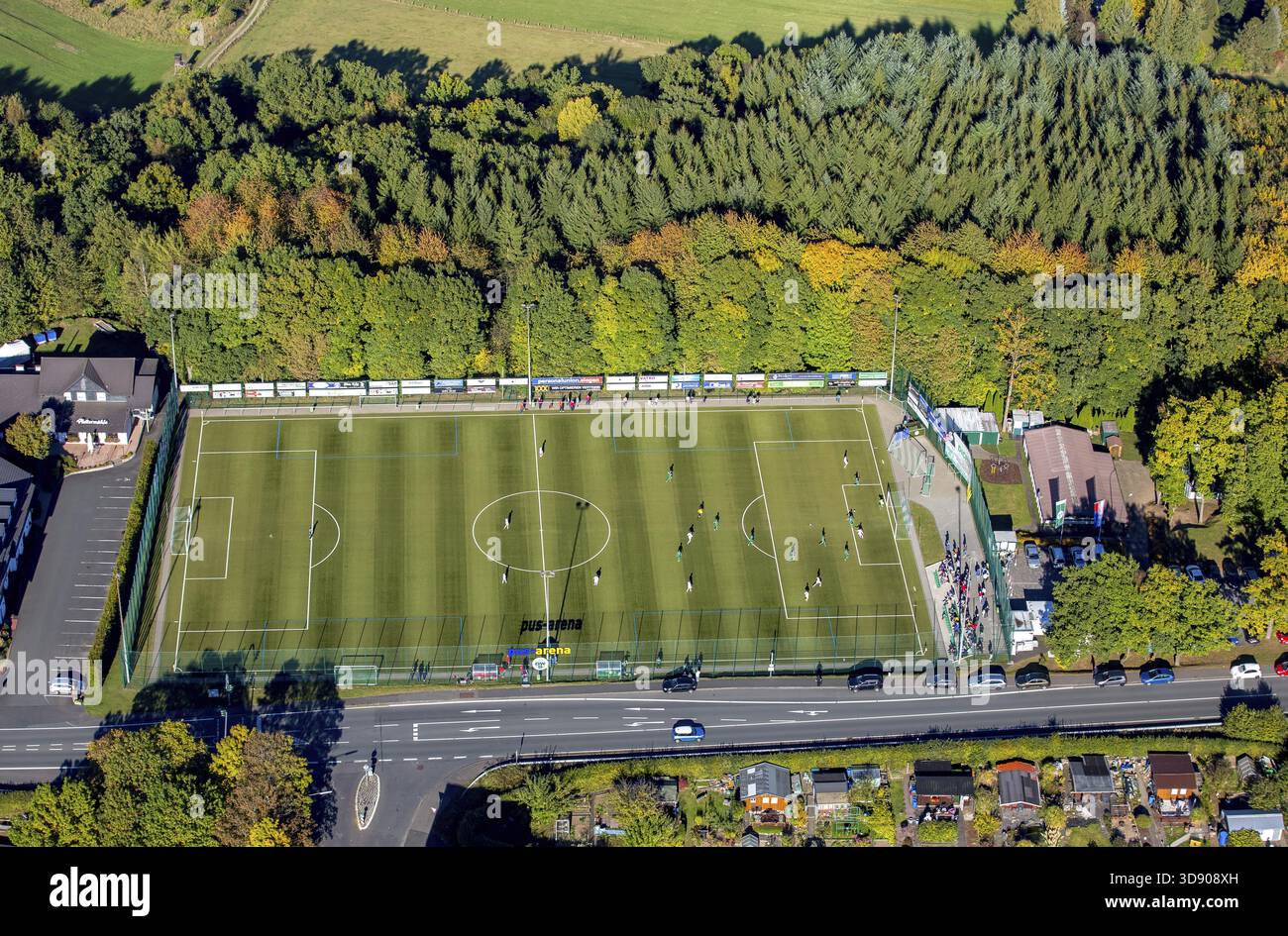 PUS-Arena, Sportpaltz, campo di calcio Frankfurter Strasse, Siegen, Siegerland, Renania settentrionale-Vestfalia, Germania, DE, Europa, vista aerea, vista a volo d'uccello Foto Stock