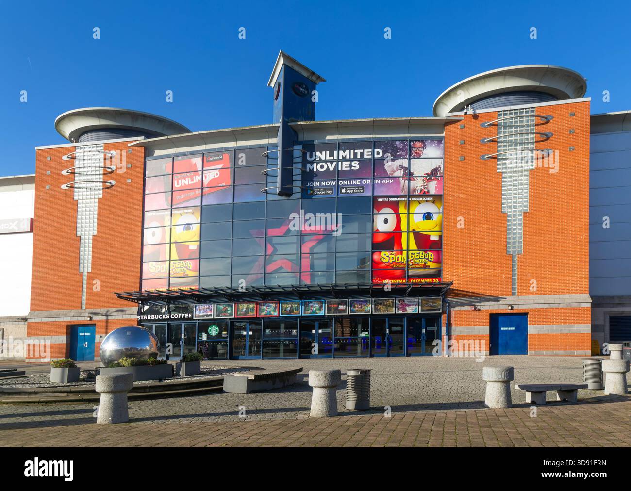 Cinema multisala Cineworld edifici moderni per il tempo libero, Cardinal Park, centro di Ipswich, Suffolk, Inghilterra, REGNO UNITO Foto Stock
