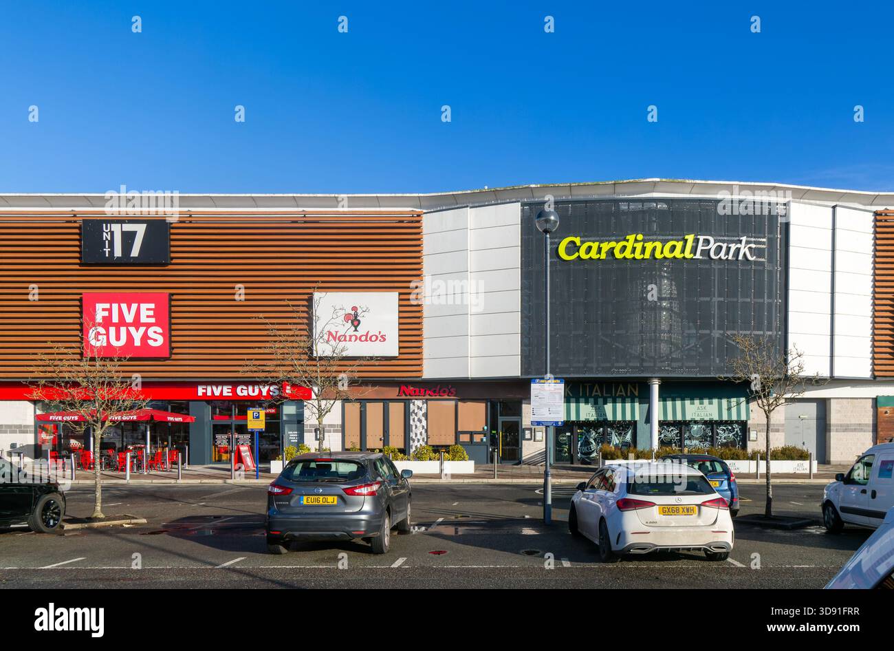 Catena di ristoranti edifici moderni per il tempo libero, Cardinal Park, centro di Ipswich, Suffolk, Inghilterra, REGNO UNITO Foto Stock