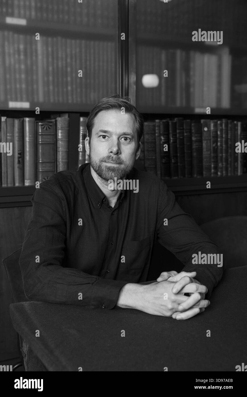 Ritratto di Christopher Bollen 16/11/2025 ©Isabella De Maddalena/opale.Photo Foto Stock