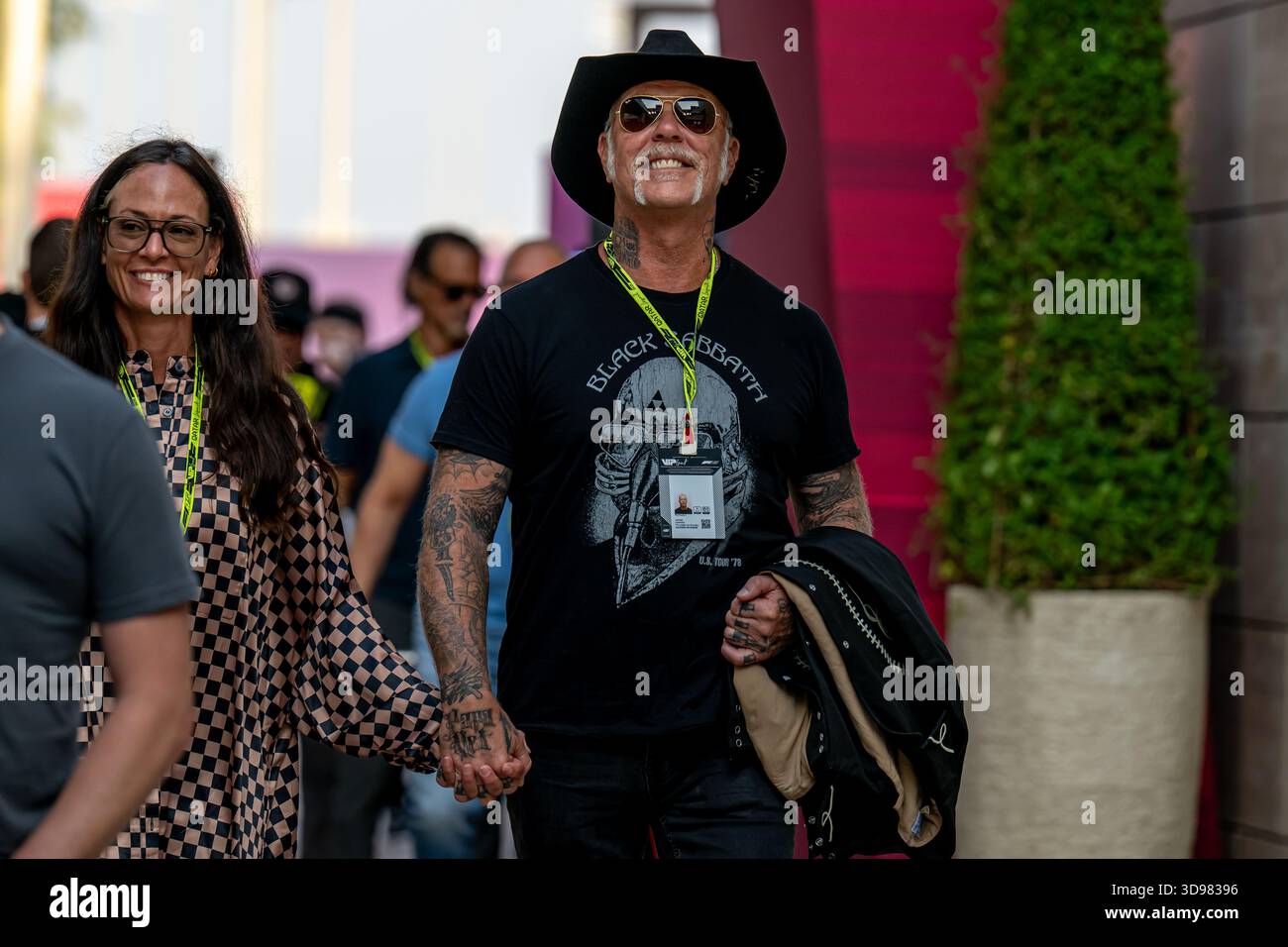 CIRCUITO INTERNAZIONALE, LOSAIL - NOVEMBRE 29: James Hetfield, musicista americano, metallica, durante il Qatar Grand Prix Qatar sul circuito Internazionale sabato 29 novembre 2025 a Lusail, Losail (foto di Michael Potts/BSR Agency) Foto Stock