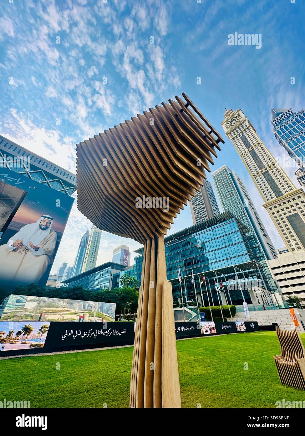 uno nelle tante sculture Foto Stock