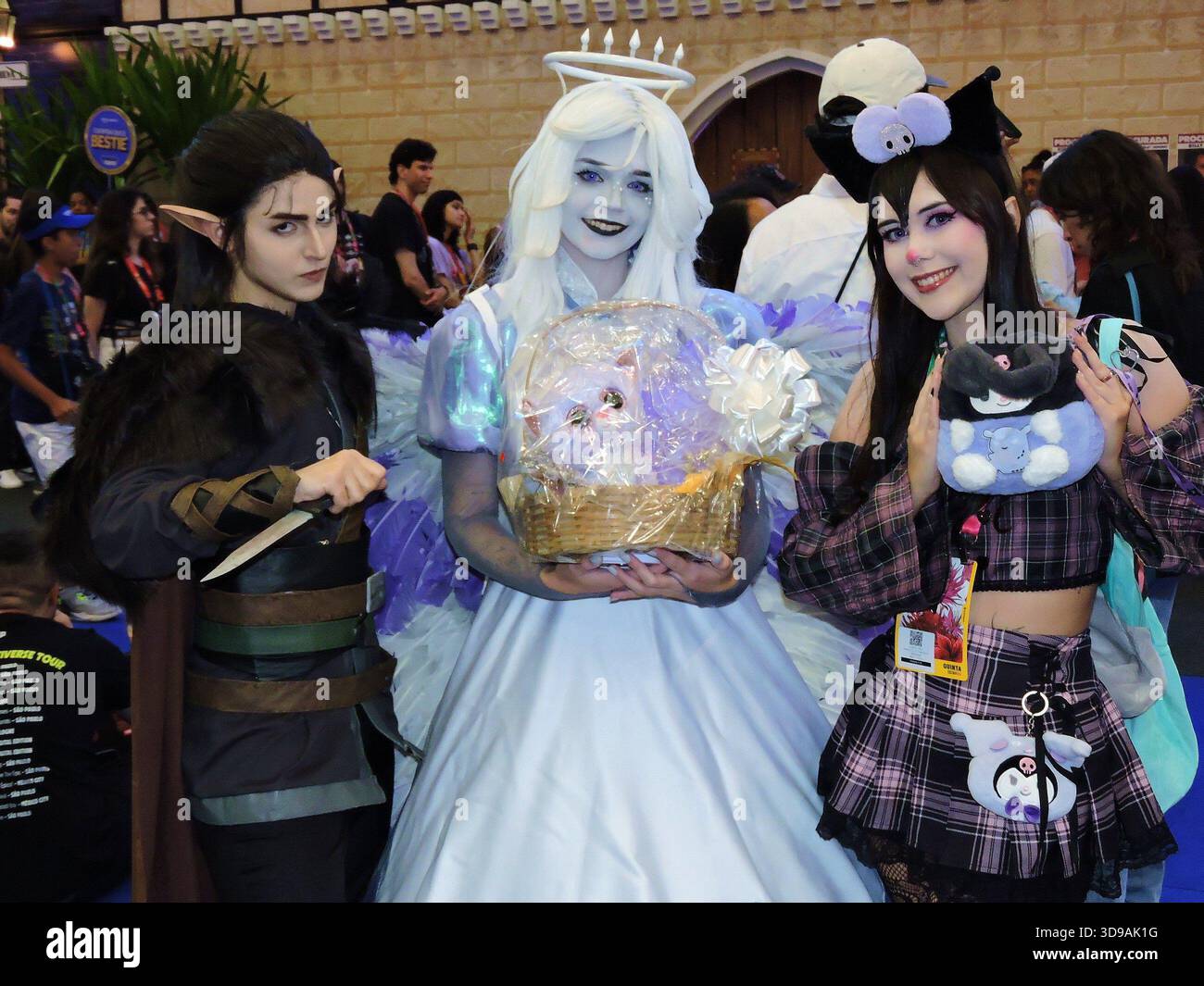 San Paolo, San Paolo, Brasile. 4 dicembre 2025. San Paolo (SP), 04/12/2025 - Cultura/Pop/Cinema/CCXP - il pubblico ha investito in costumi cosplay il secondo giorno della CCXP25 all'Expo di San Paolo. Personaggi come Wolverine, Dr. Doom, Alien, Dragon Ball, Fallout, e Mortal Kombat era tra quelli scelti per quel giorno. (Foto: Leandro Chemalle/Thenews2/Zumapress) (immagine di credito: © Leandro Chemalle/TheNEWS2 via ZUMA Press Wire) SOLO USO EDITORIALE! Non per USO commerciale! Foto Stock