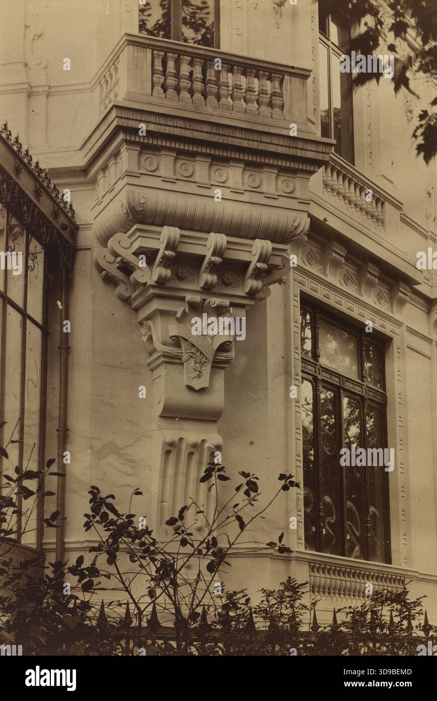 Parigi, Hôtel Reinach, Avenue Van Dyck, 8° arrondissement, Parigi. Normand, Alfred Nicolas, fotografo, Array, Fotografia, arti grafiche, Fotografia, dimensioni - ArtWork: altezza: 22,3 cm, larghezza: 15,1 Foto Stock