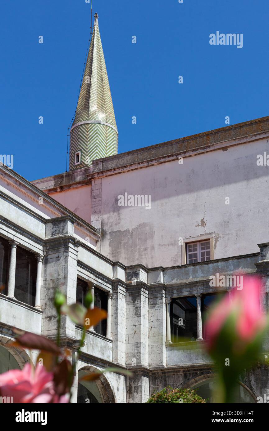 Il Museu Nacional do Azulejo, dedicato alla lavorazione della piastrella tradizionale, è ospitato in un monastero del XVI secolo situato a Beao, Lisbona, Portogallo. Foto Stock