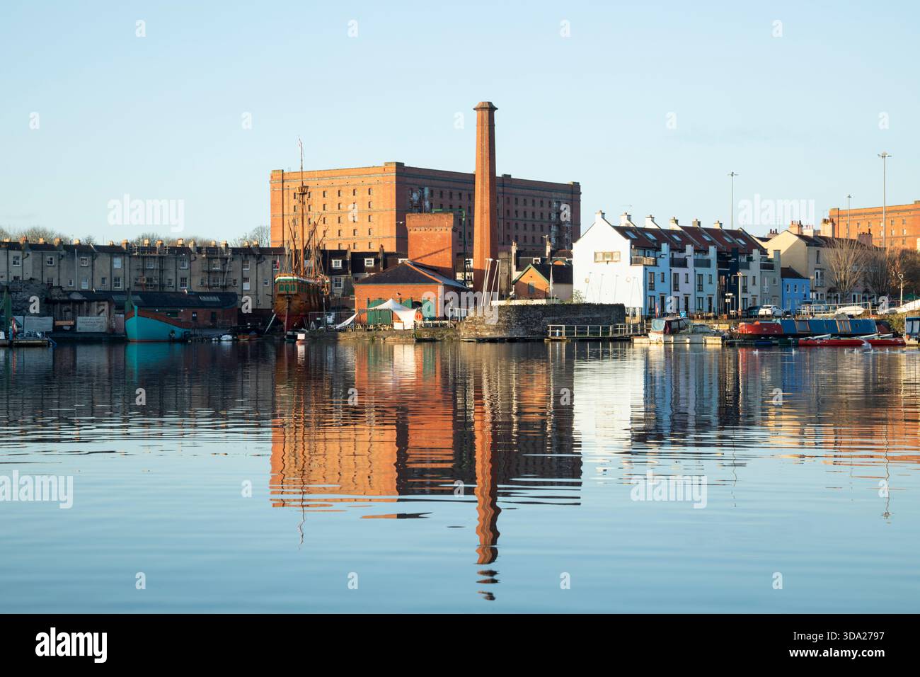 Underfall Yard sul porto galleggiante. Bristol, Regno Unito. Foto Stock