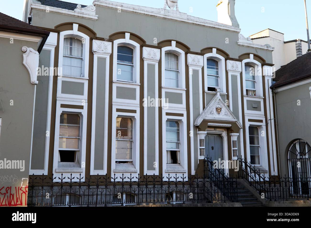 grand canal house, ex parte del mini sito di assemblaggio a portobello, ora un rifugio per senzatetto dublino, repubblica d'irlanda Foto Stock
