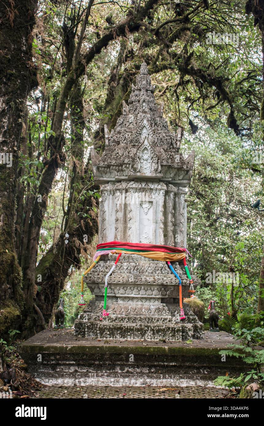 Santuario commemorativo di re Inthanon a Doi Inthanon Foto Stock