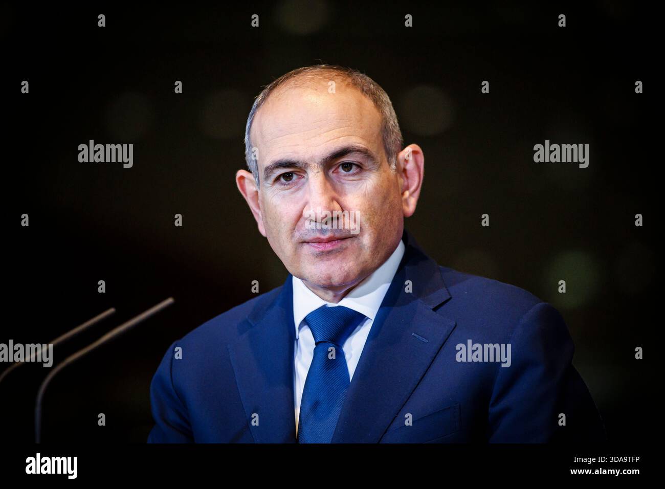 Nikol Pashinyan, primo ministro della Repubblica d'Armenia. Berlino, 9 dicembre 2025. Foto Stock