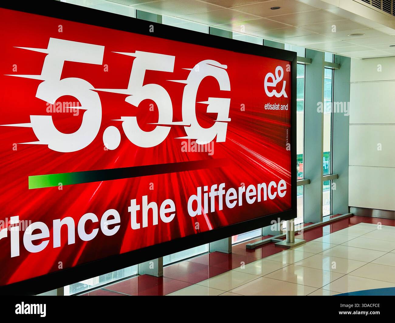 Pubblicità Etisalat - Immagine stock catturata con smartphone
