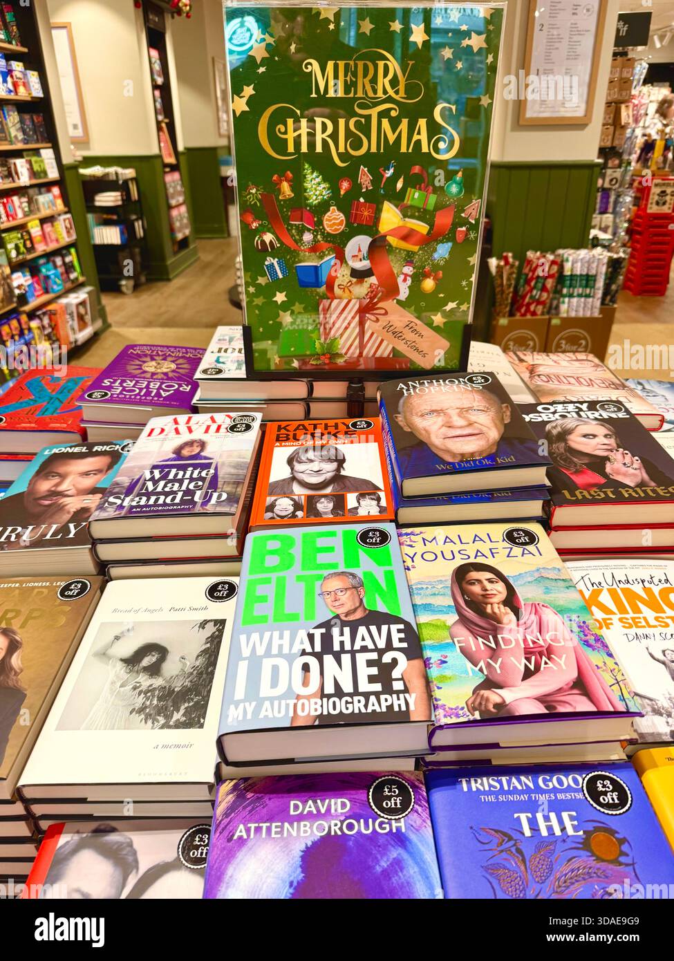 Libri in vendita in una libreria in Inghilterra, Regno Unito Foto Stock