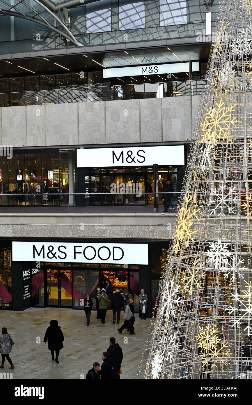M&S Food & Store all'interno del Bristol Cabot Circus, centro commerciale Broadmead Foto Stock