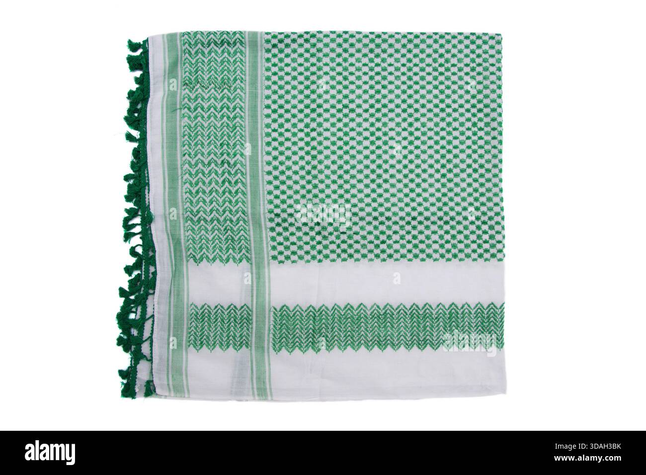 Sciarpa araba verde isolata su sfondo bianco. Accessorio tradizionale. Foto Stock