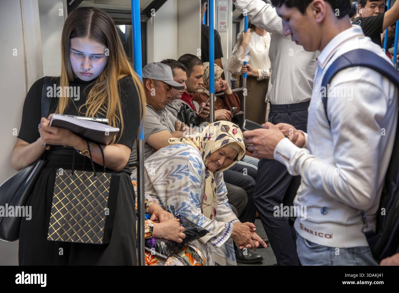 Il sistema di trasporto rapido della metropolitana di Tashkent, Tashkent, Uzbekistan Foto Stock