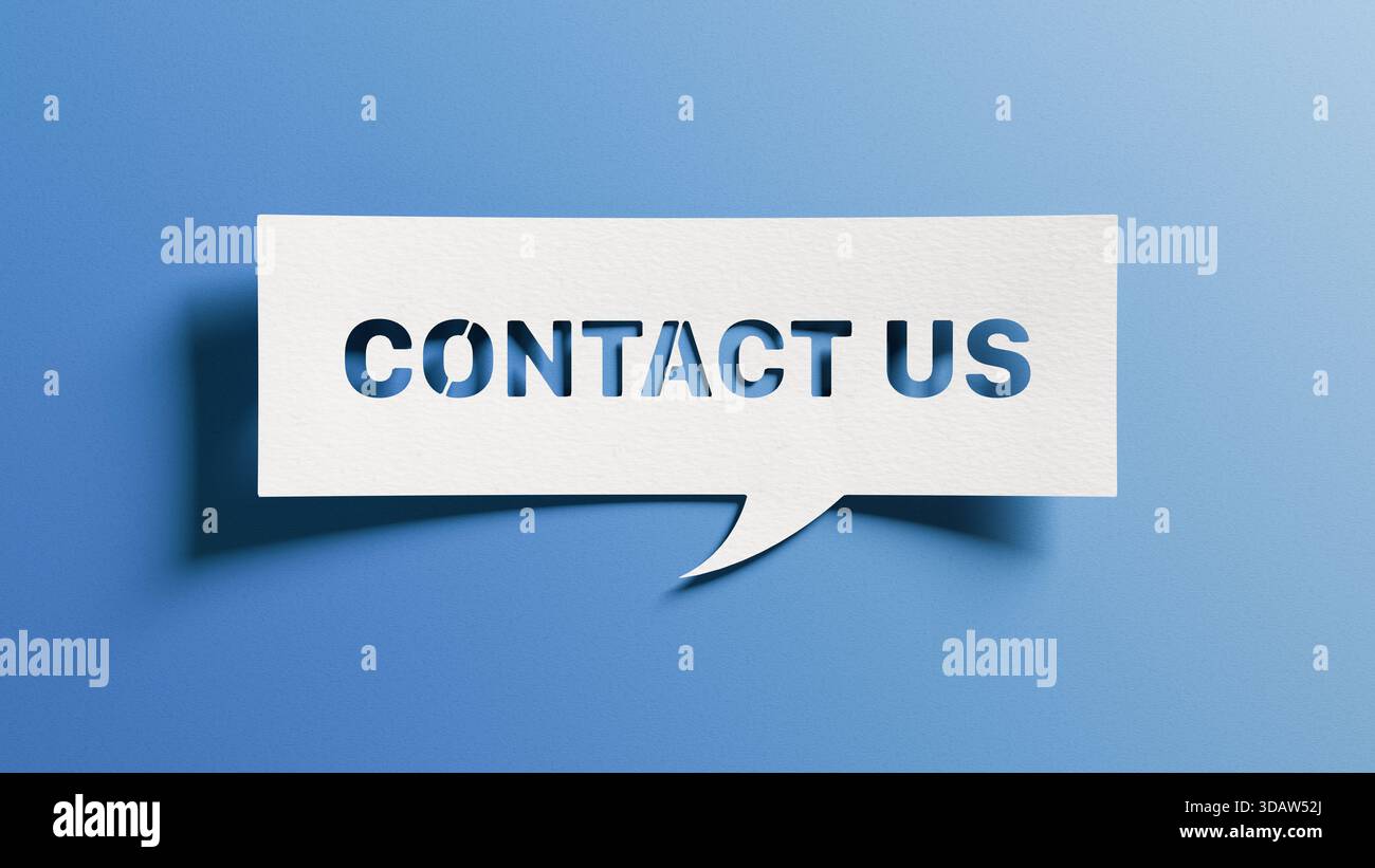 Contattaci ritaglio del messaggio nel white paper bolla vocale su sfondo blu per i concetti di comunicazione e assistenza clienti Foto Stock