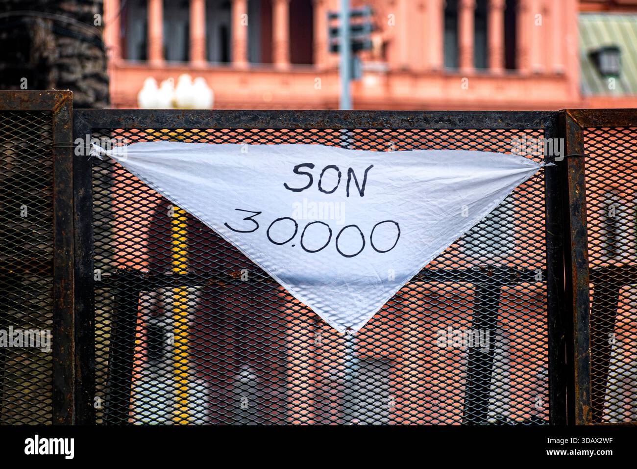 Velo delle nonne di Plaza de Mayo, 30.000 scomparve. 24 marzo in Argentina. Giornata nazionale della memoria per la verità e la giustizia. Foto Stock