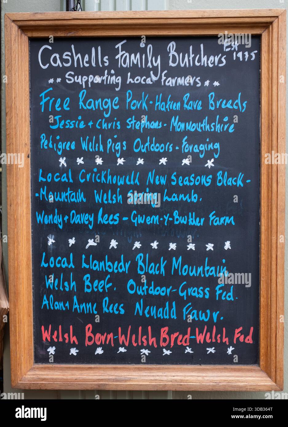 Cashells Family Butchers a Crickhowell, Galles del Sud, Regno Unito Foto Stock