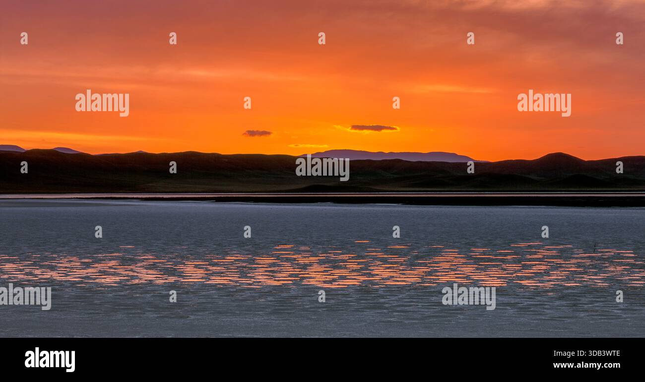 Tramonto sul lago di soda, Carrizo Plain monumento nazionale, San Luis Obispo County, California Foto Stock