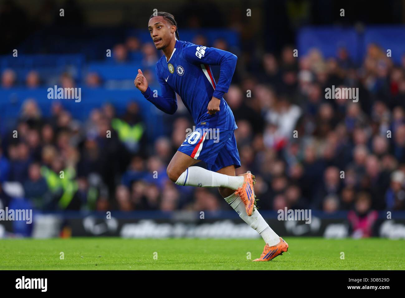 Londra, Regno Unito. 13 dicembre 2025. Joao Pedro del Chelsea durante la partita Chelsea vs Everton Premier League allo Stamford Bridge di Londra. Il credito per immagini dovrebbe essere: Paul Terry/Sportimage Credit: Sportimage Ltd/Alamy Live News Foto Stock