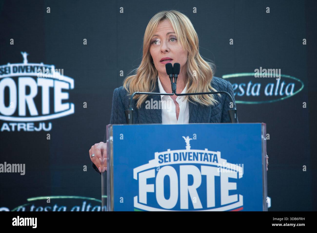 Roma, Italia. 14 dicembre 2025. Giorgia Meloni, Presidente del Consiglio dei Ministri, partecipa ad Atreju 2025. Solo per uso editoriale, non per uso commerciale. Diego Nangano cappello/Alamy Live News Foto Stock