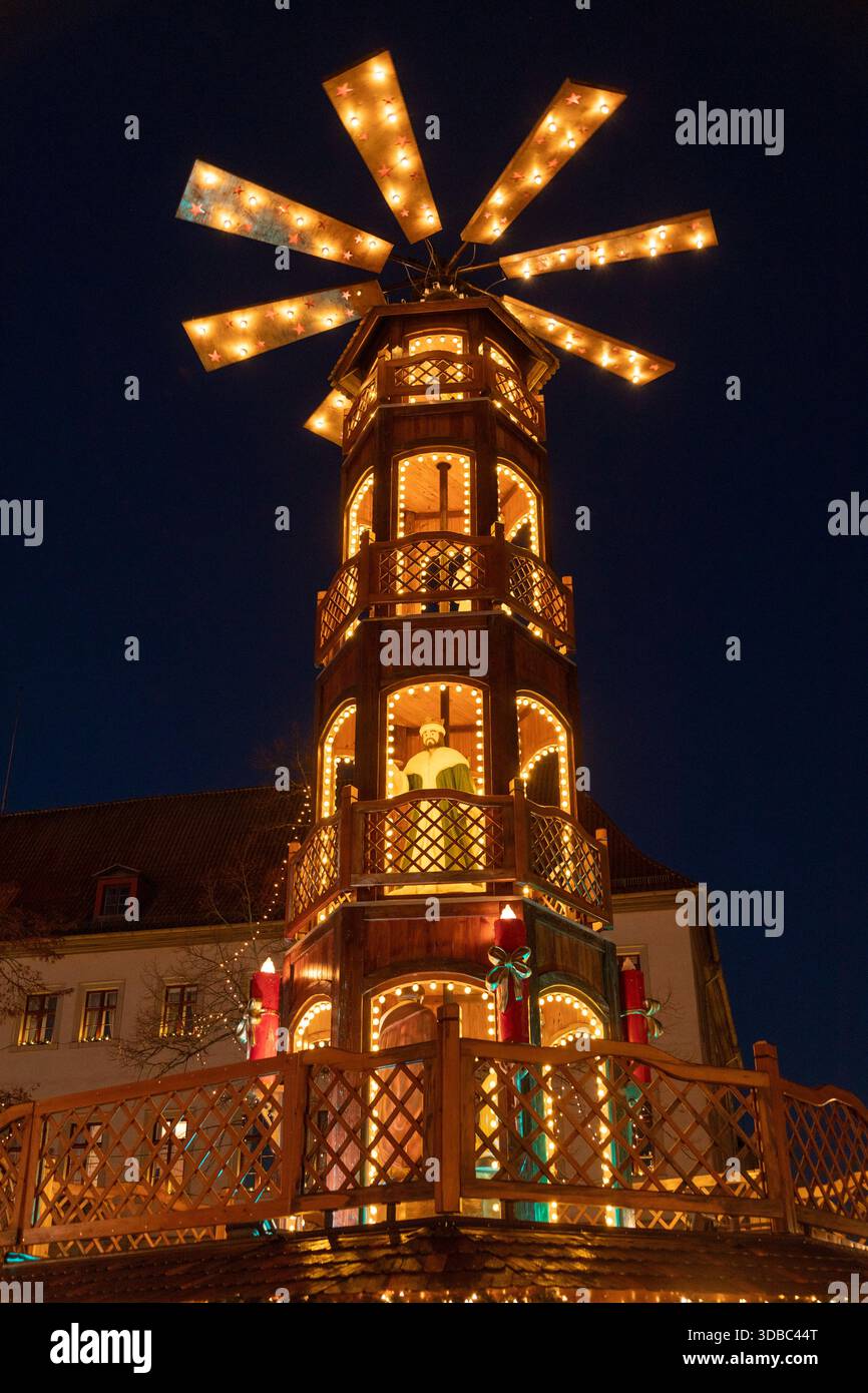 Piramide di Natale, mercatino di Natale, Lüneburg, bassa Sassonia, Germania Foto Stock