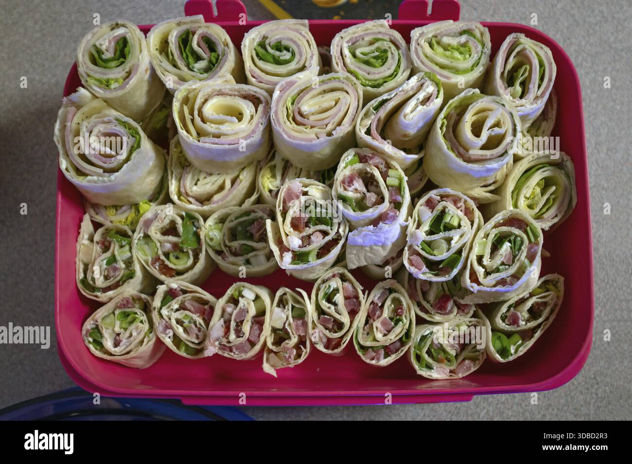 Involtini con formaggio e prosciutto, Baviera, Germania Foto Stock