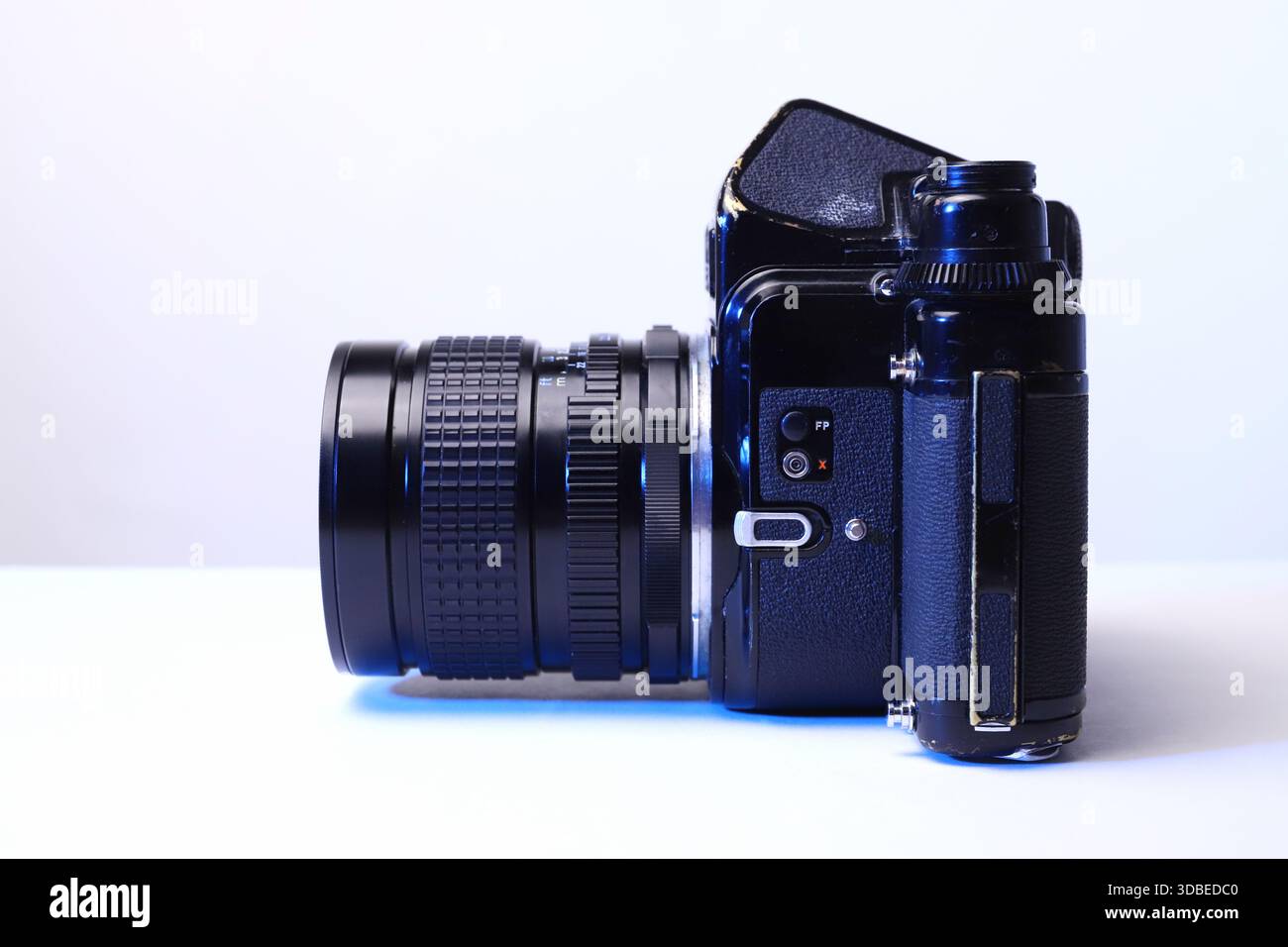 Fotocamera a pellicola per formato medio Pentax 6x7. Foto Stock