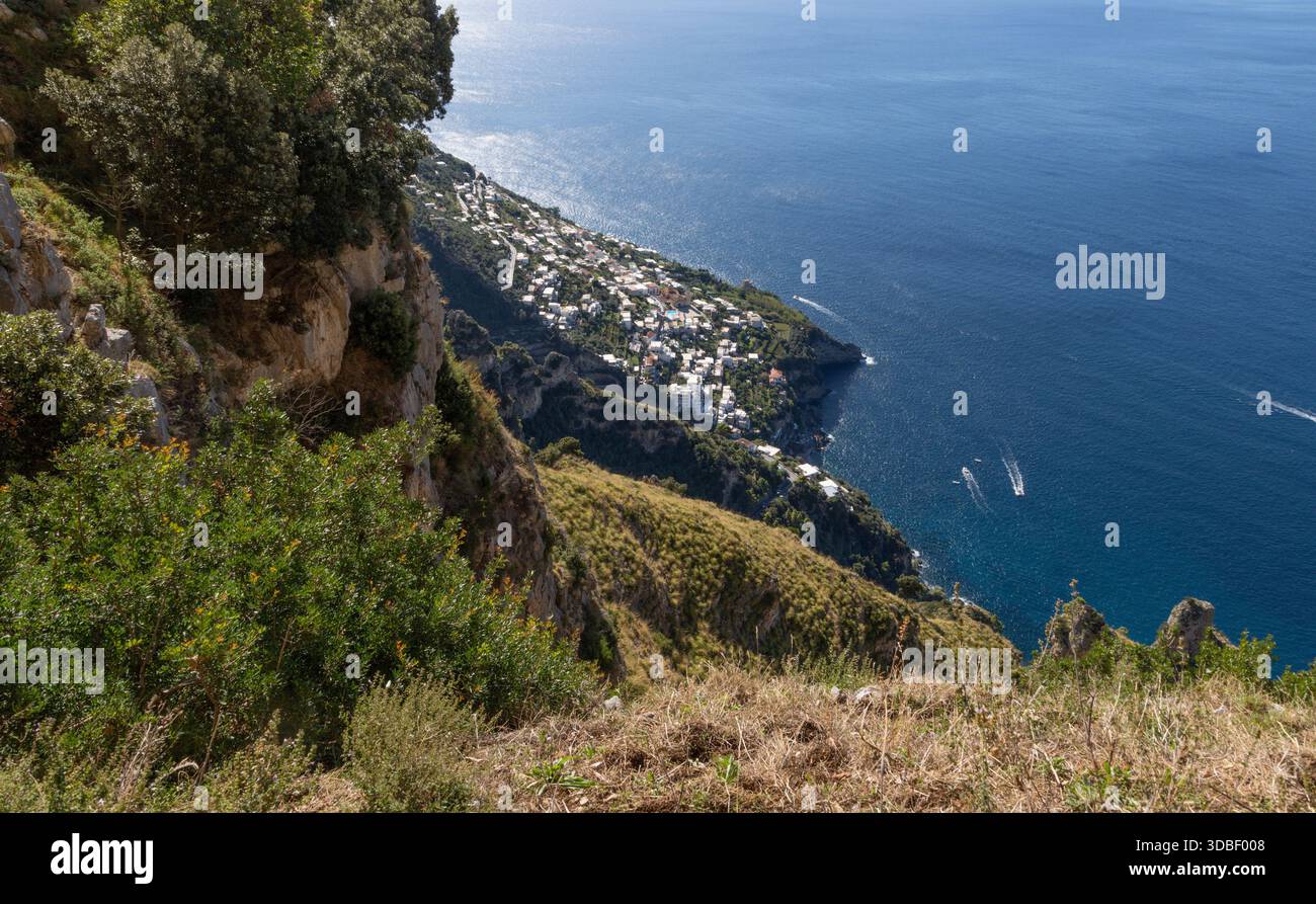 Praiano - Costiera Amalfitana - Guarda dal Sentiero degli dei - l'escursione costiera amalfitana - Sentiero degli dei Foto Stock